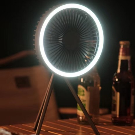 مروحة تخييم محمولة مع إضاءة LE - مراجعة Outdoor Lighting Nearby وسعره