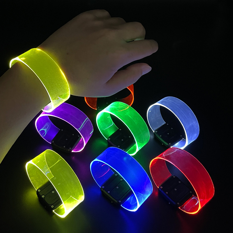 20/100/500 قطعة سوار مضيئة LED - مراجعة Outdoor Lighting Event وسعره