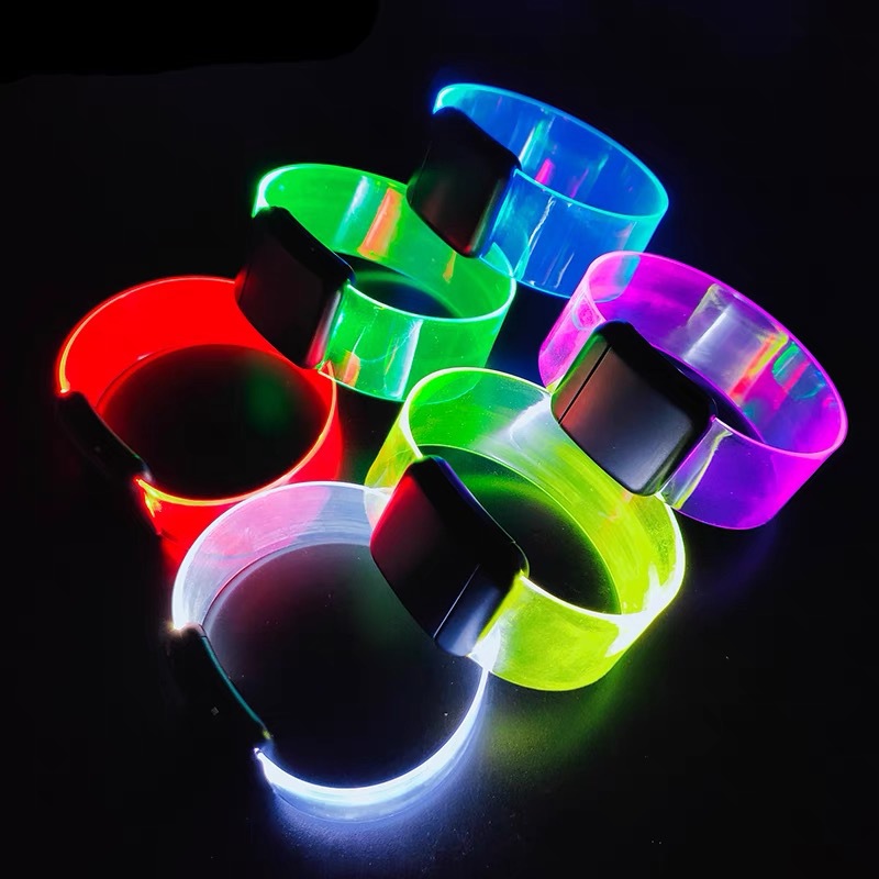 20/100/500 قطعة سوار مضيئة LED - مراجعة Outdoor Lighting Event وسعره