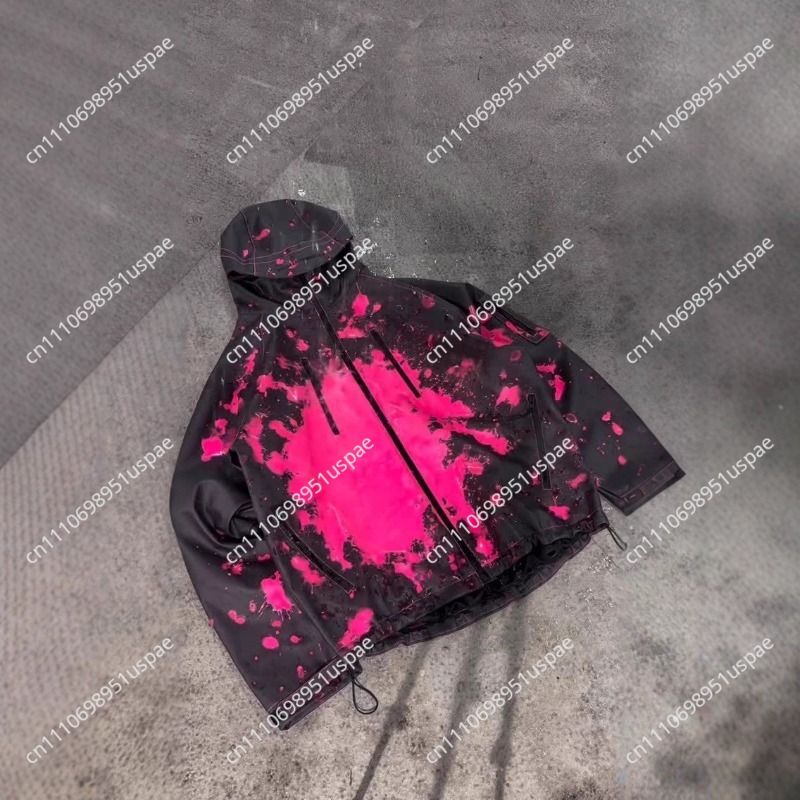 سترة مقاومة للماء متغيرة اللون - مراجعة Color Changing Outdoor وسعره