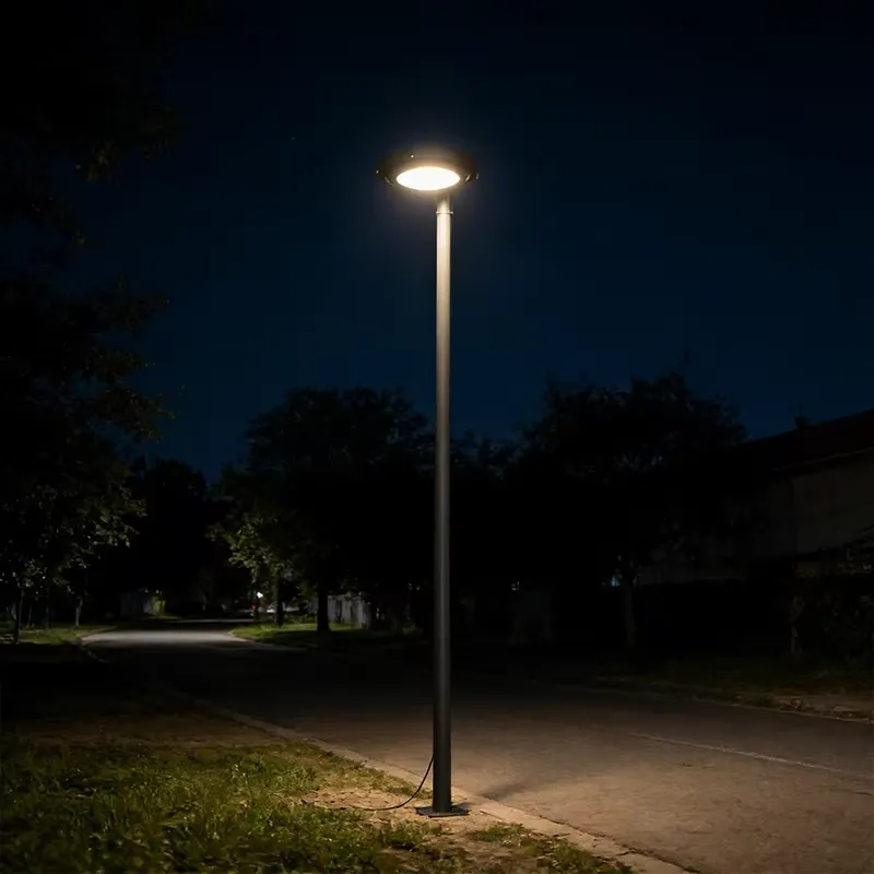 مصباح حديقة LED مع عمود فولاذي - مراجعة Outdoor Lighting Ip65 وسعره