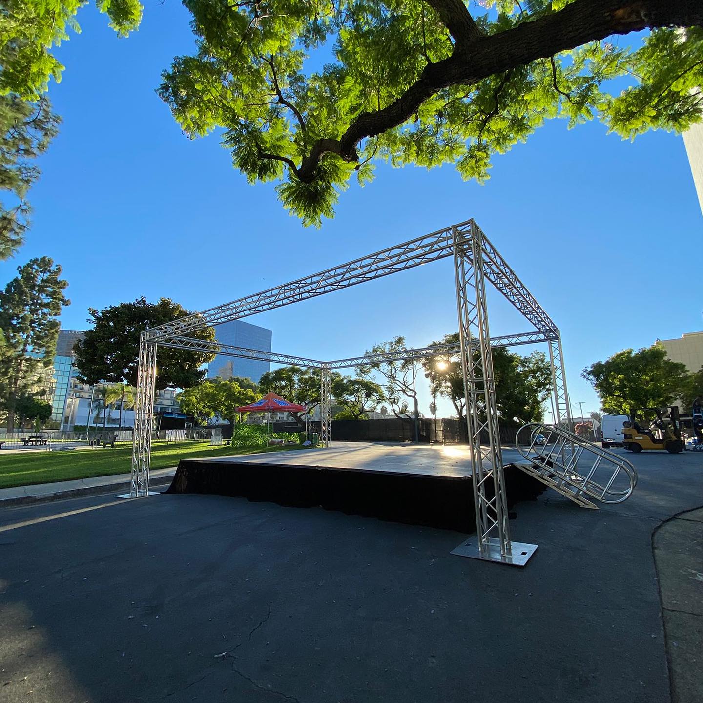 نظام إضاءة المسرح المحمول من س - مراجعة Outdoor Lighting Event وسعره